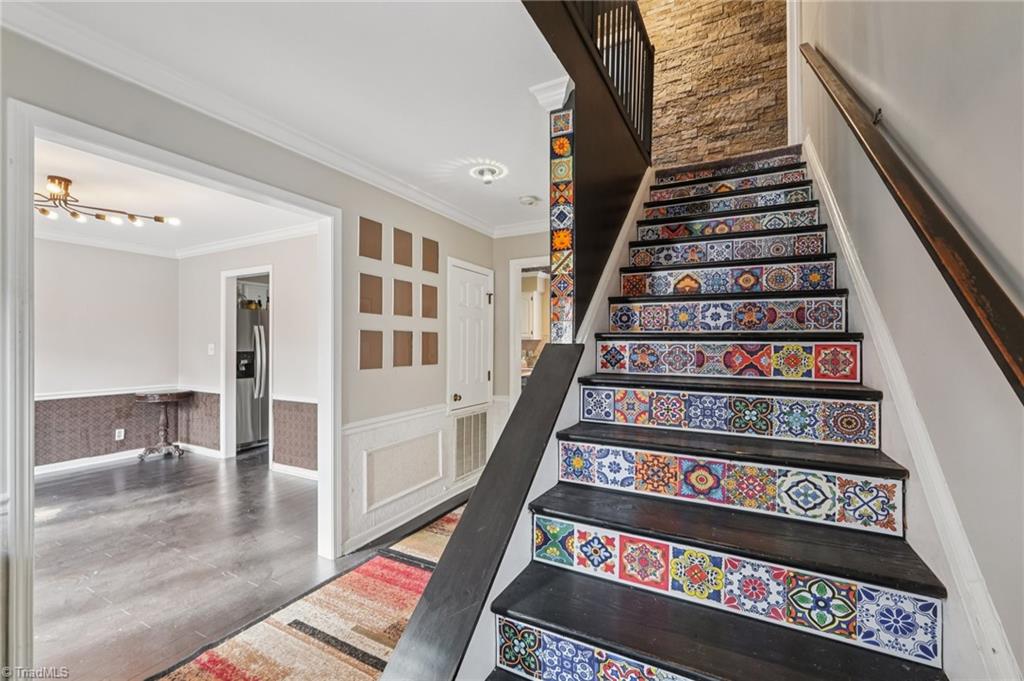 113 Briar Ridge Circle, Winston-Salem