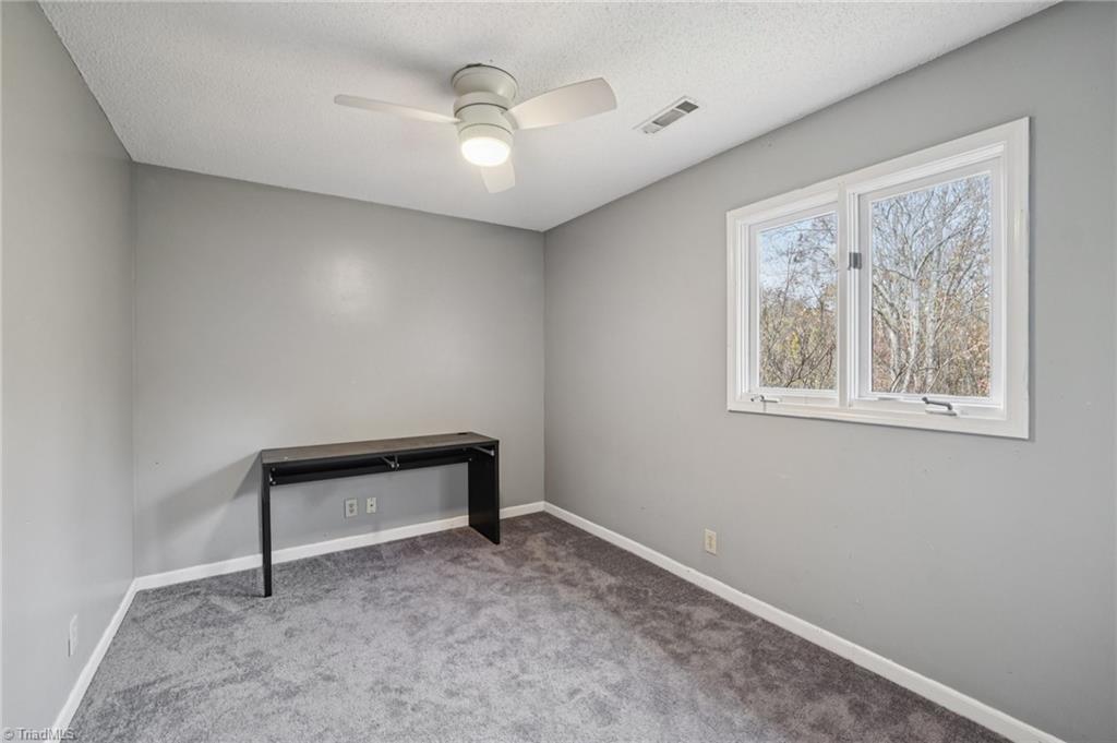 113 Briar Ridge Circle, Winston-Salem