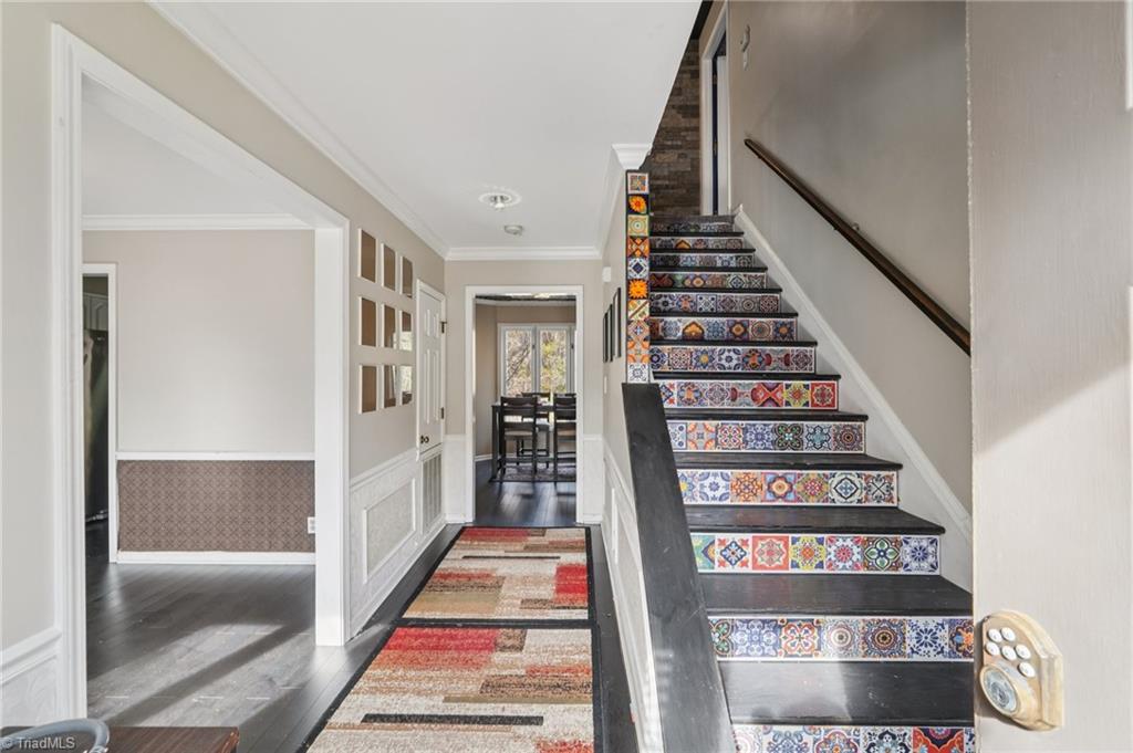 113 Briar Ridge Circle, Winston-Salem