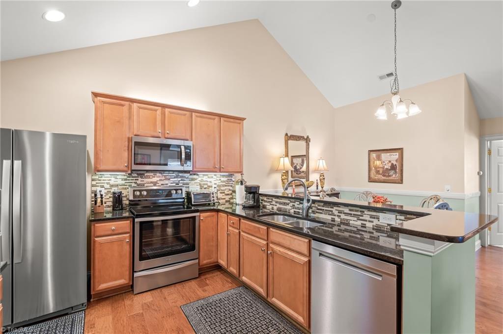 4332 Grassy Moss Drive