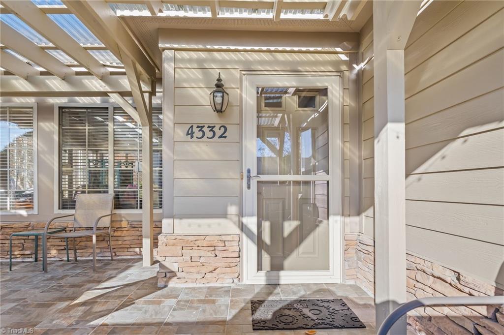 4332 Grassy Moss Drive