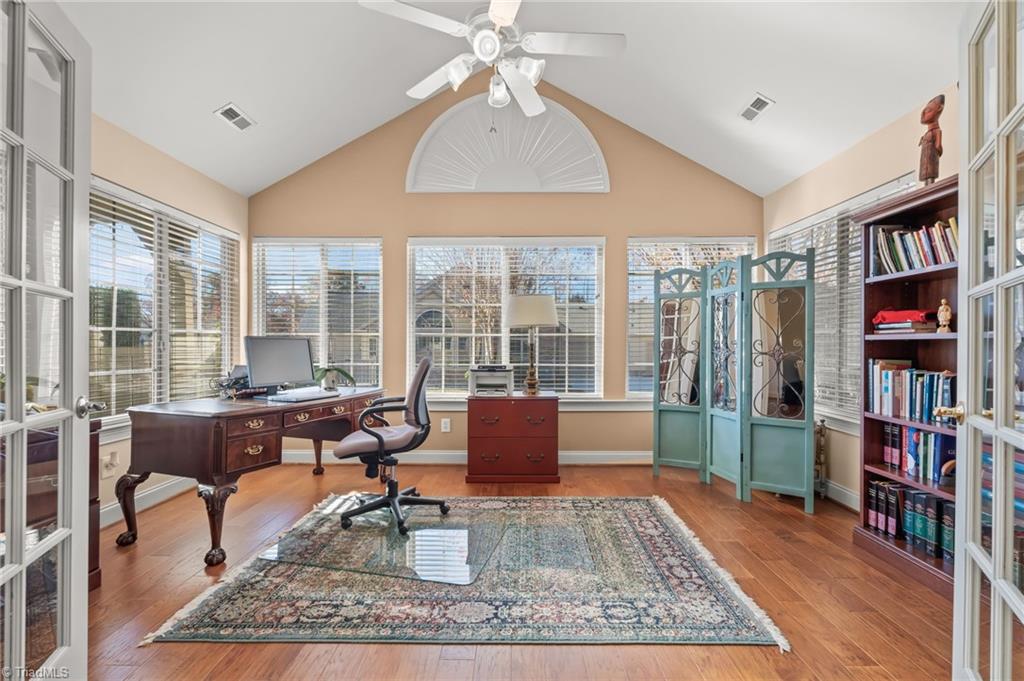 4332 Grassy Moss Drive