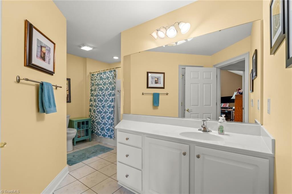 4332 Grassy Moss Drive