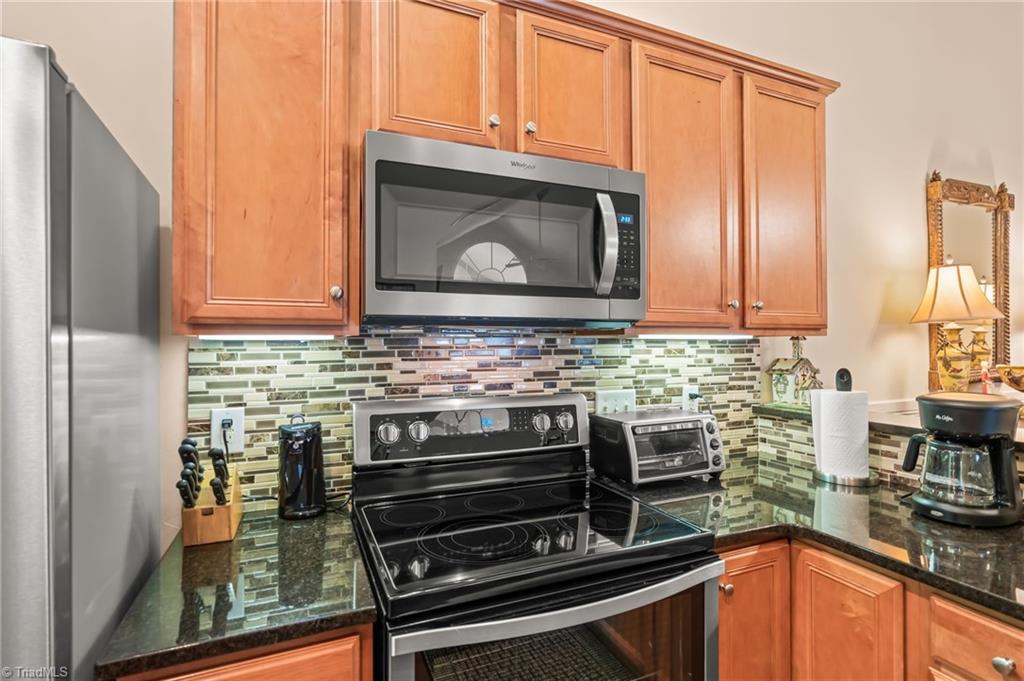 4332 Grassy Moss Drive