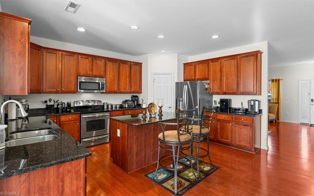 6804 Championship Drive