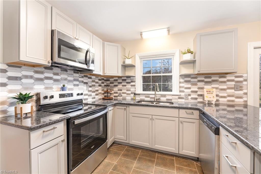 2310 Richardson Drive