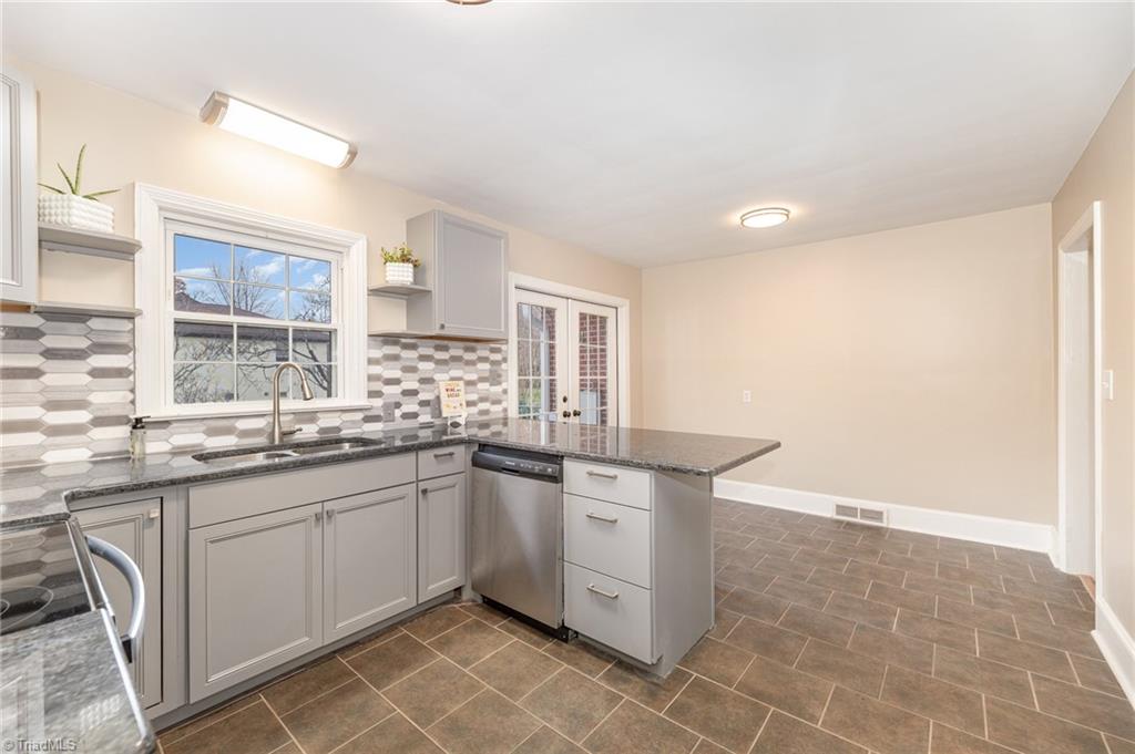 2310 Richardson Drive