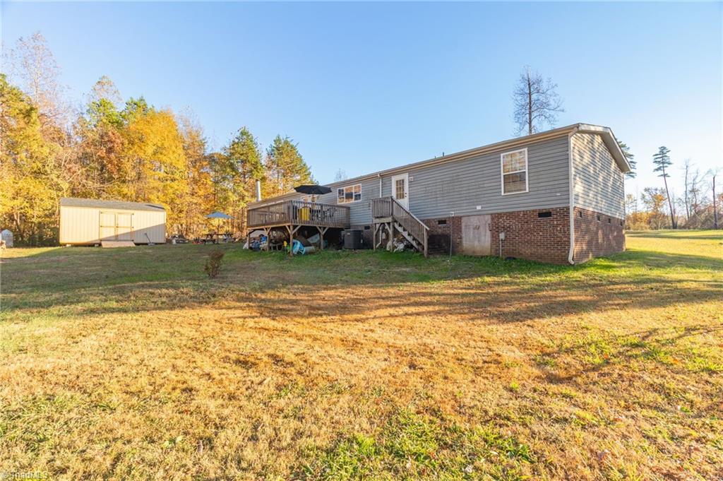 305 Whispering Oaks Drive