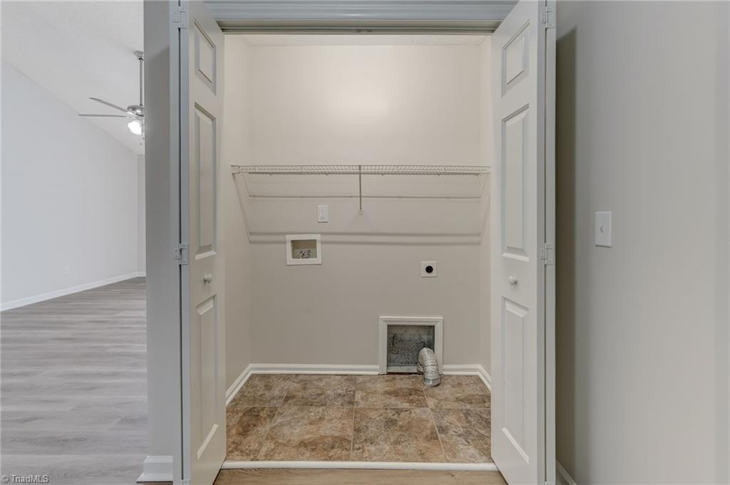 4572 Bottoms Rock Lane