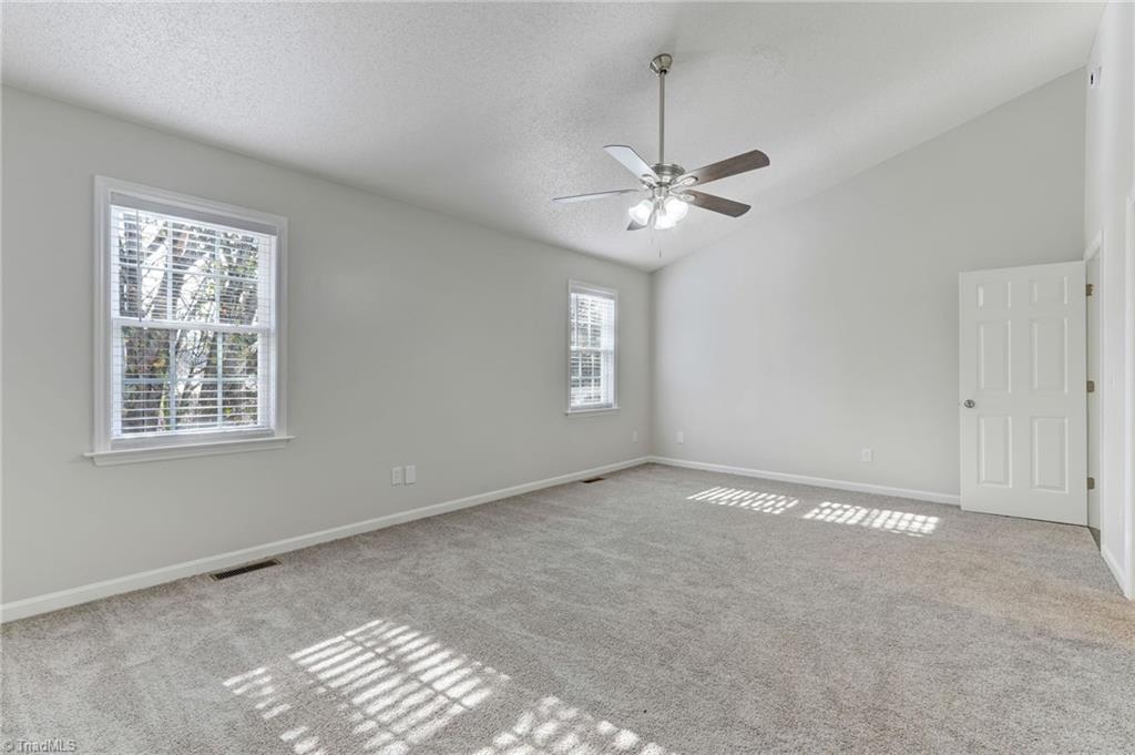 4572 Bottoms Rock Lane