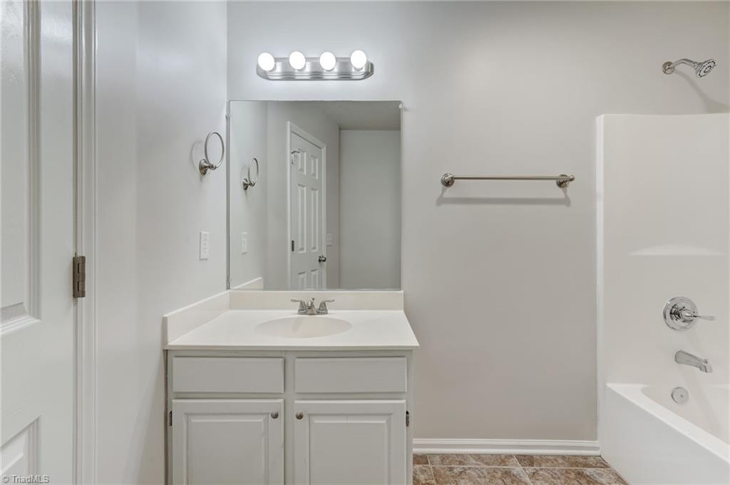 4572 Bottoms Rock Lane