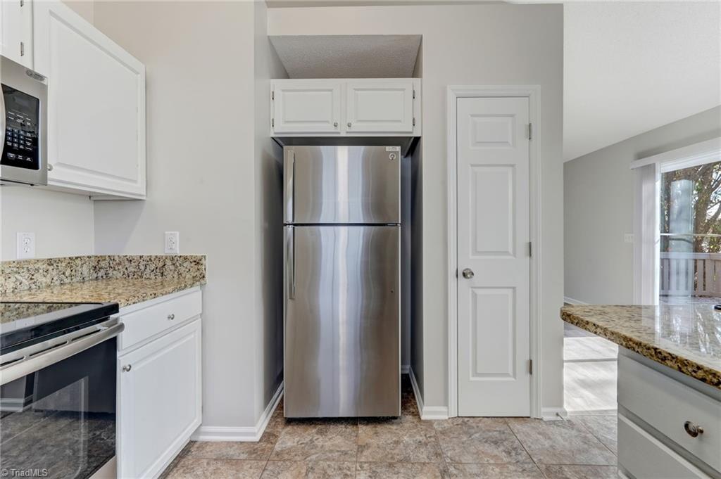 4572 Bottoms Rock Lane