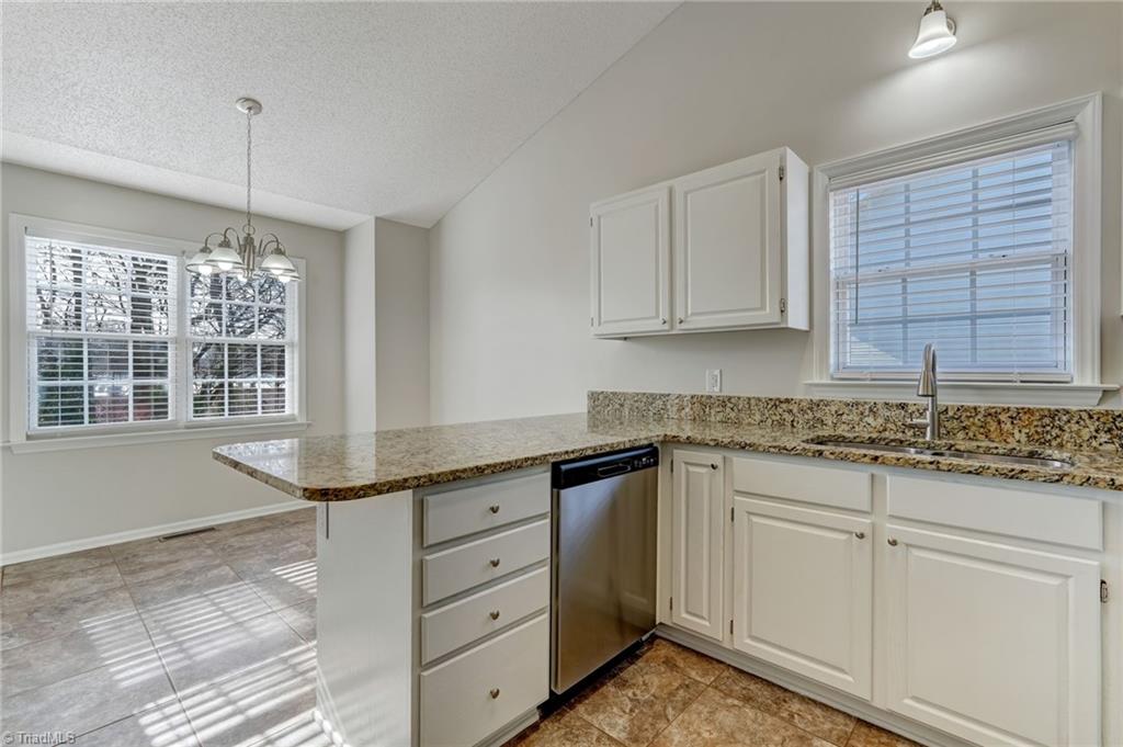 4572 Bottoms Rock Lane