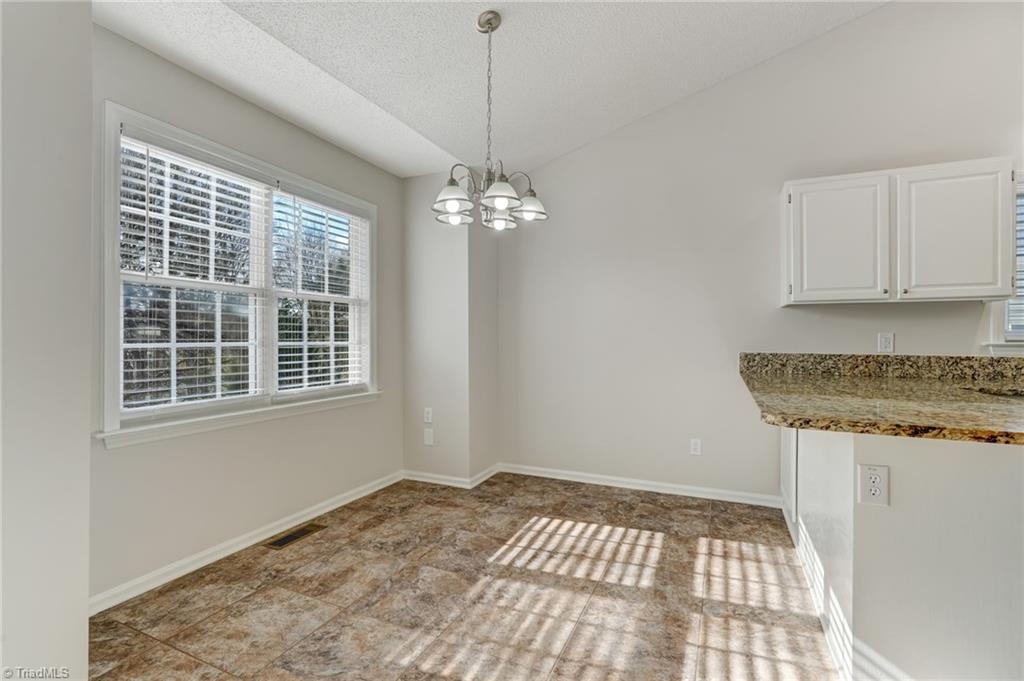 4572 Bottoms Rock Lane