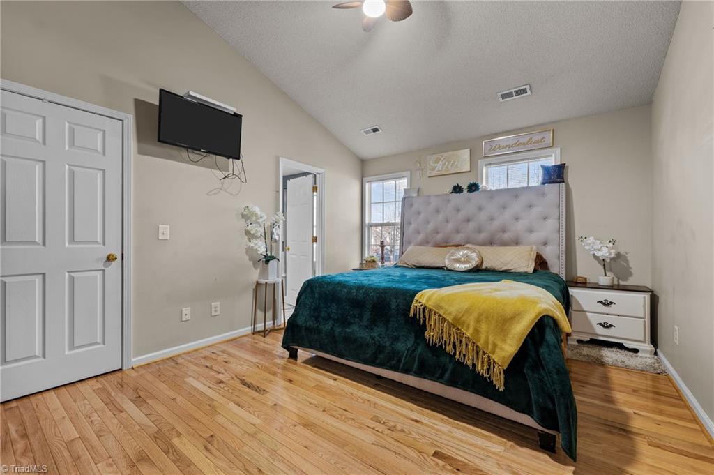 3103 Meadowland Terrace