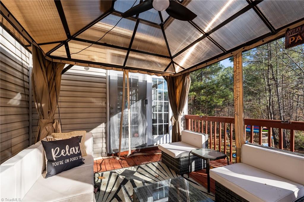 3103 Meadowland Terrace