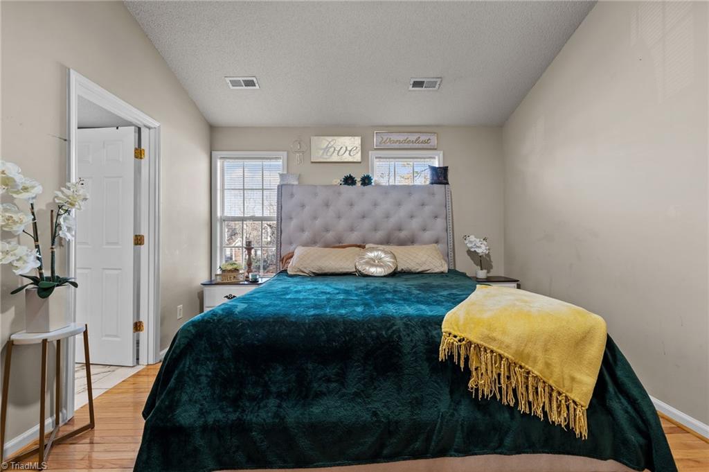 3103 Meadowland Terrace