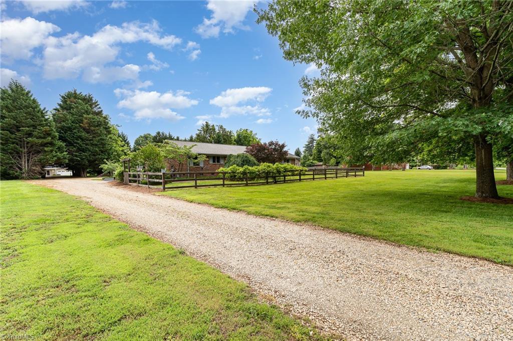 412 Stage Coach Court