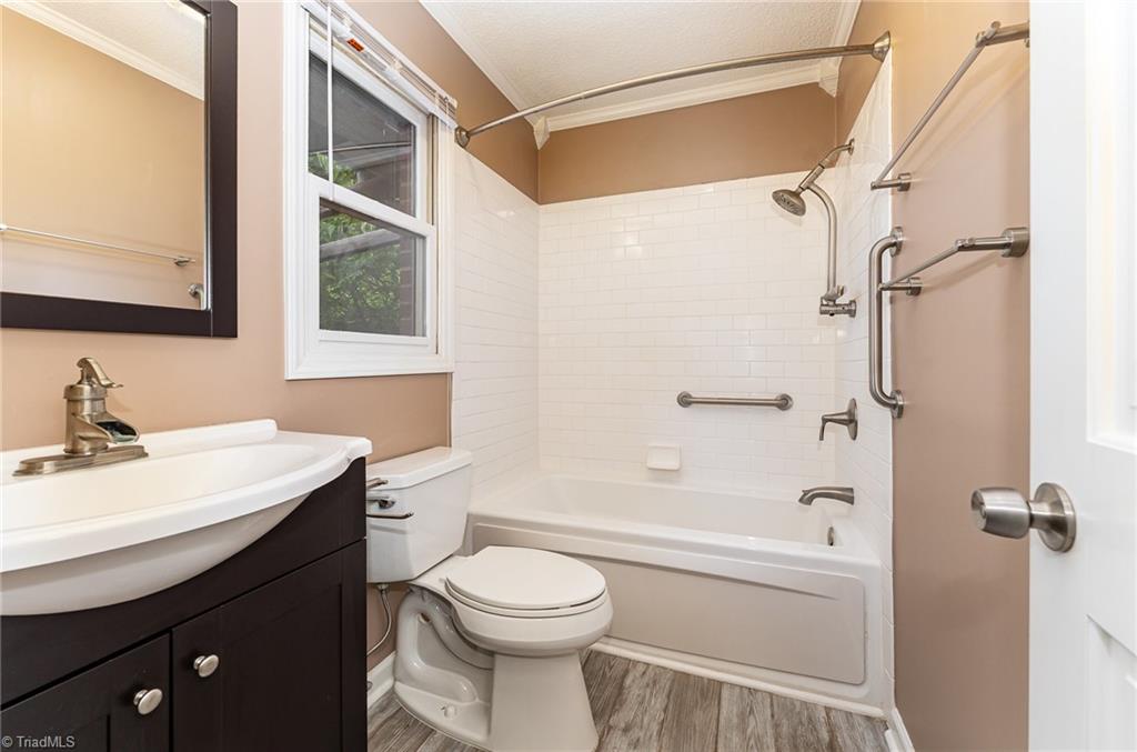 412 Stage Coach Court