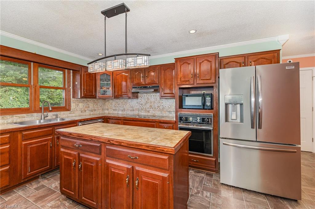 412 Stage Coach Court