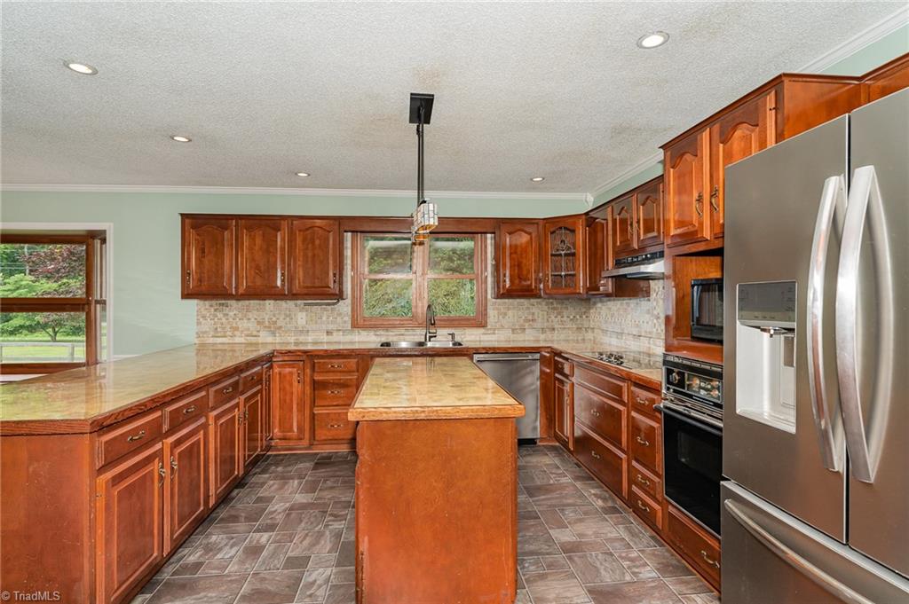 412 Stage Coach Court