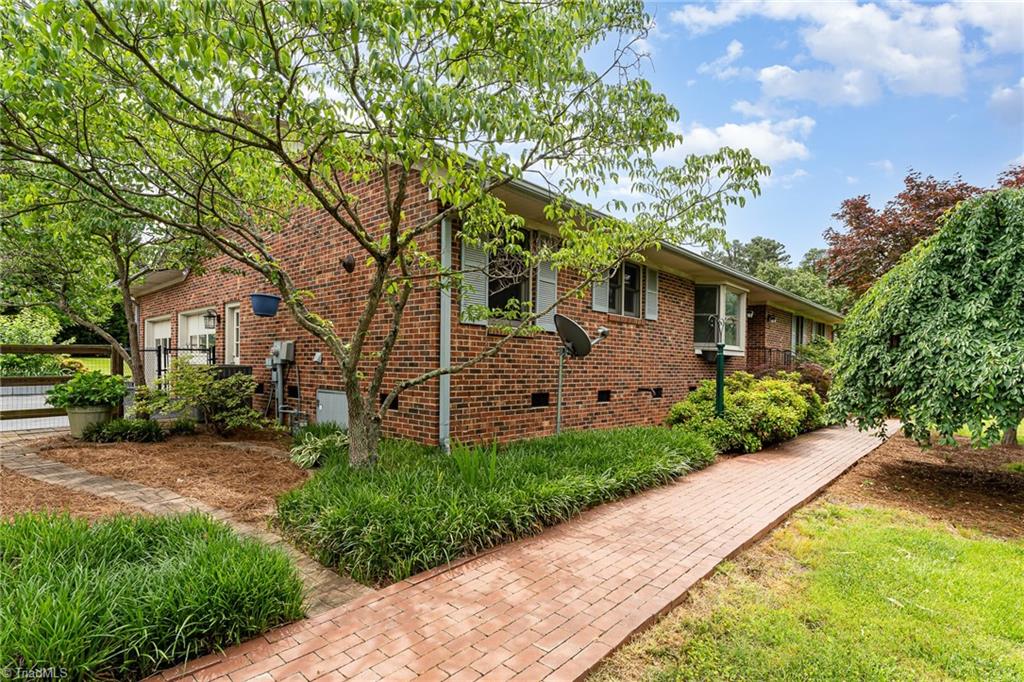 412 Stage Coach Court