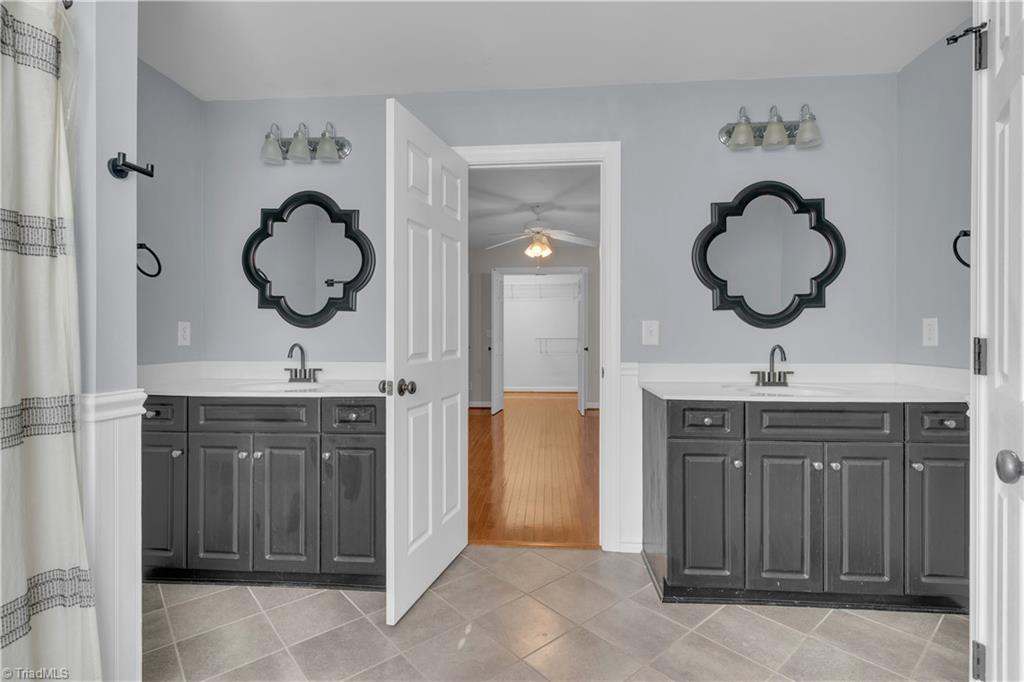 1206 Foxhaven Drive