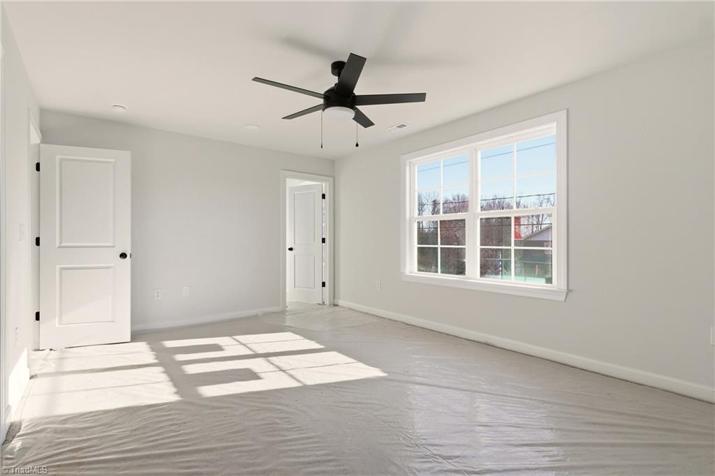 1679 Old Hollow Road, Winston-Salem
