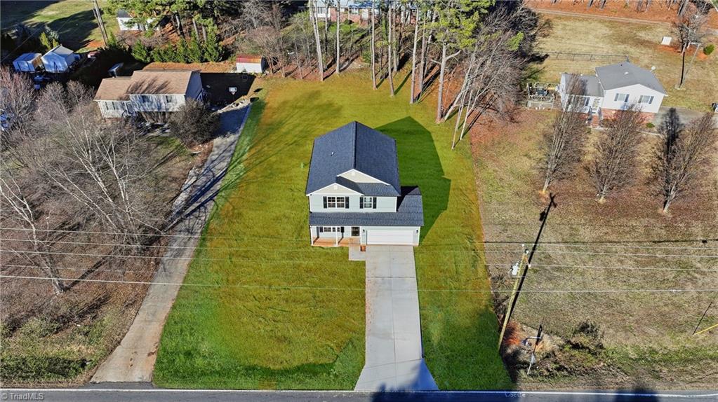 1679 Old Hollow Road, Winston-Salem