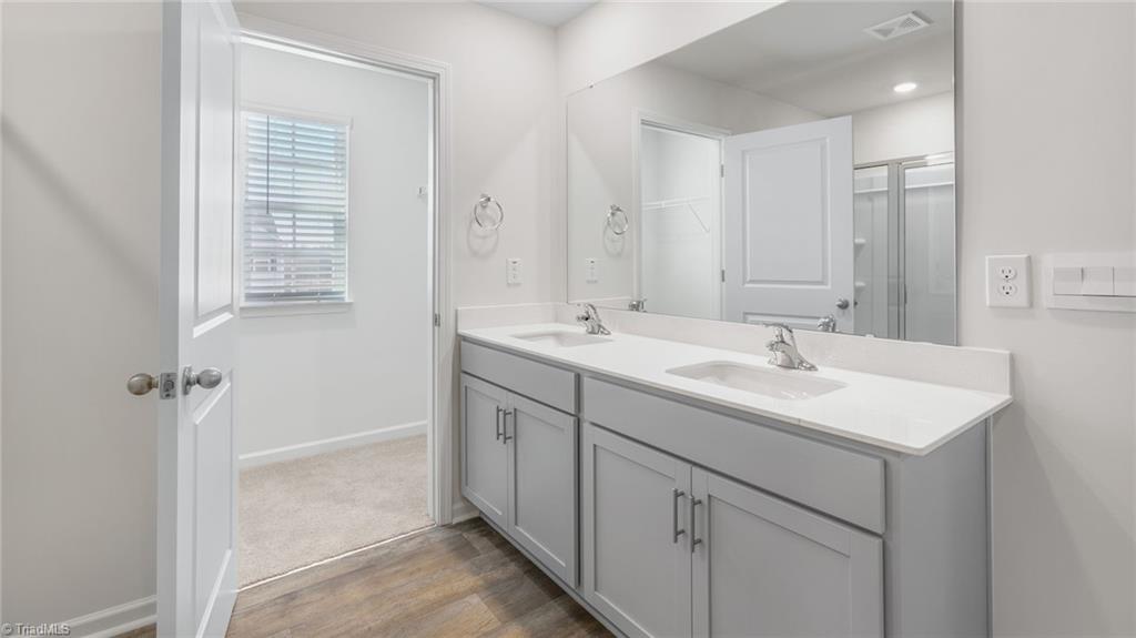 1006 Victory Drive