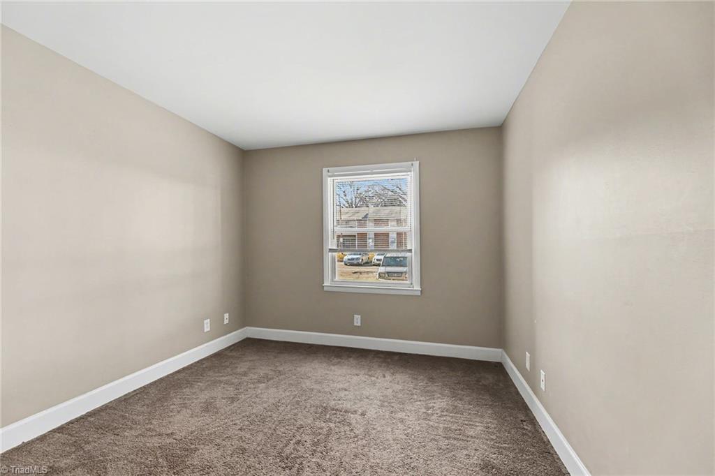 2829 N OHenry Boulevard