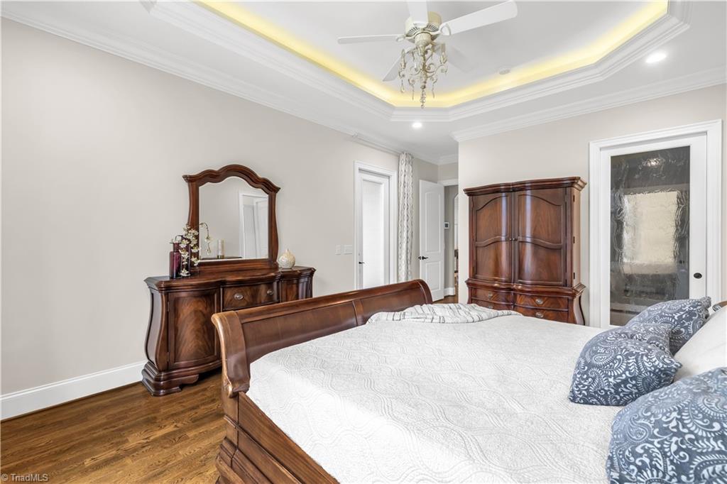 7497 Shadow Creek Drive