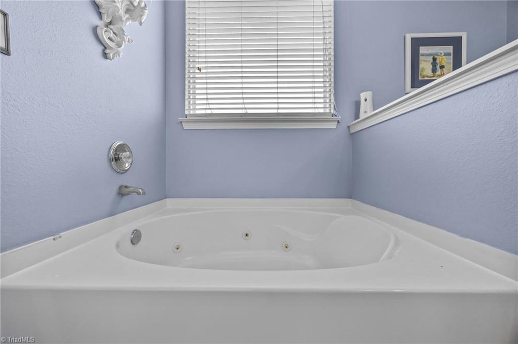 799 Avalon Springs Court