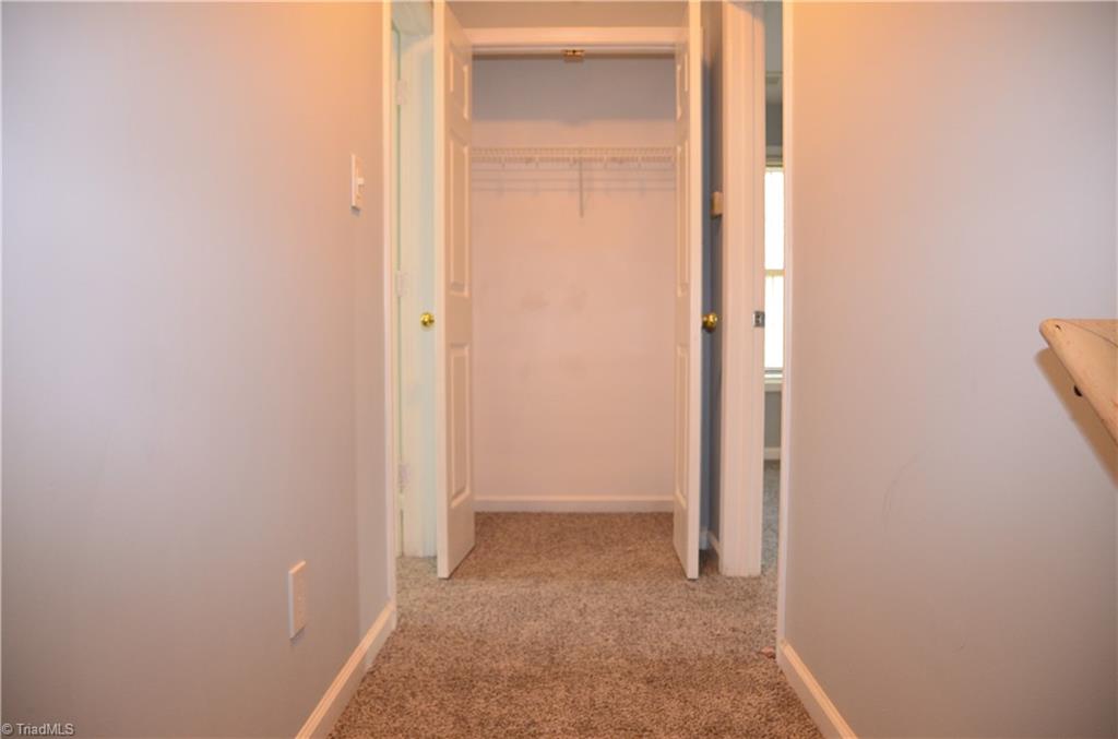 912 Mar Don Hills Circle, Winston-Salem