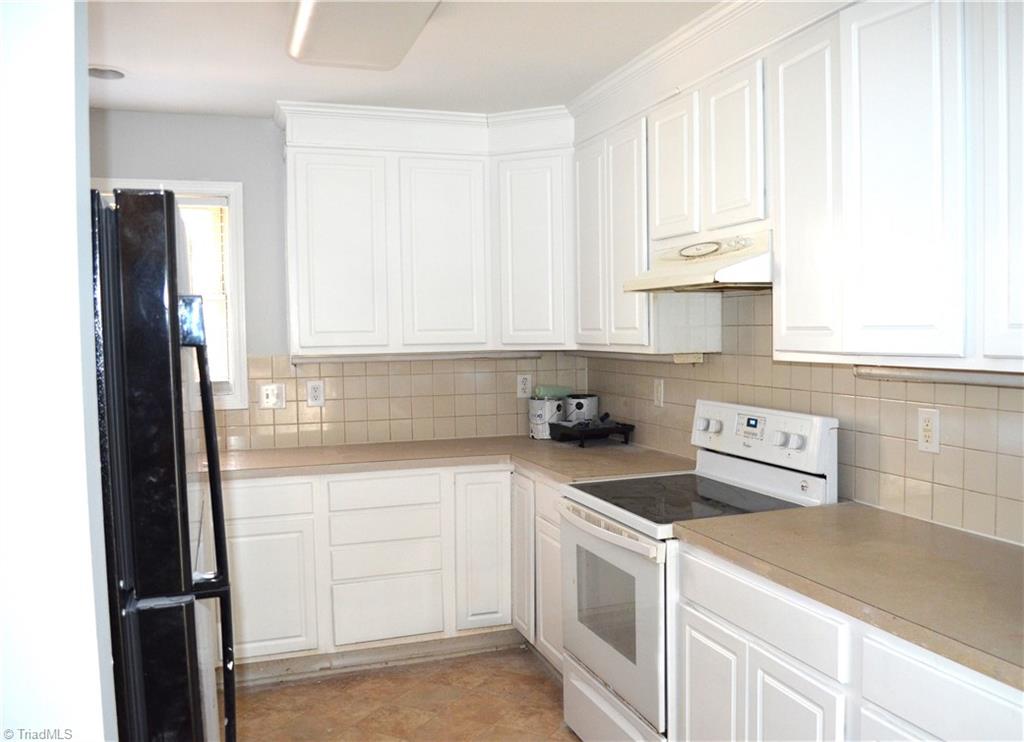 912 Mar Don Hills Circle, Winston-Salem