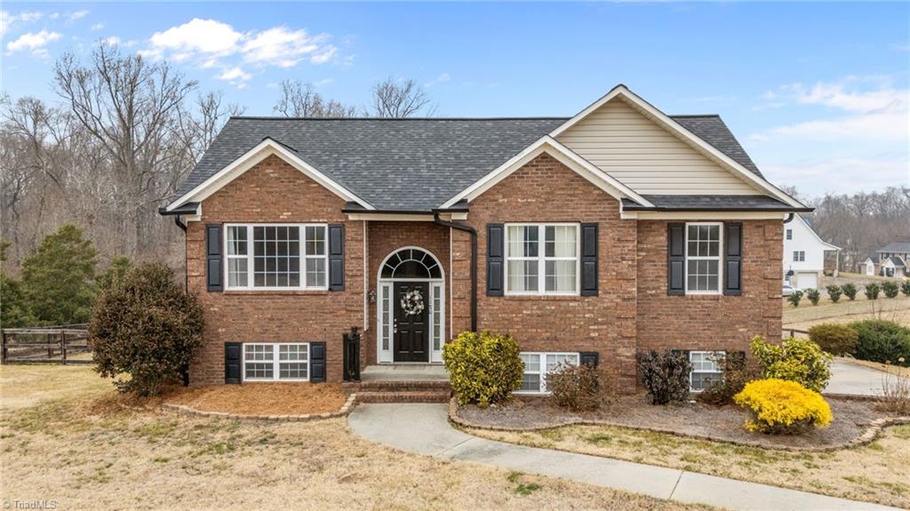 1180 Friedberg Church Road, Winston-Salem