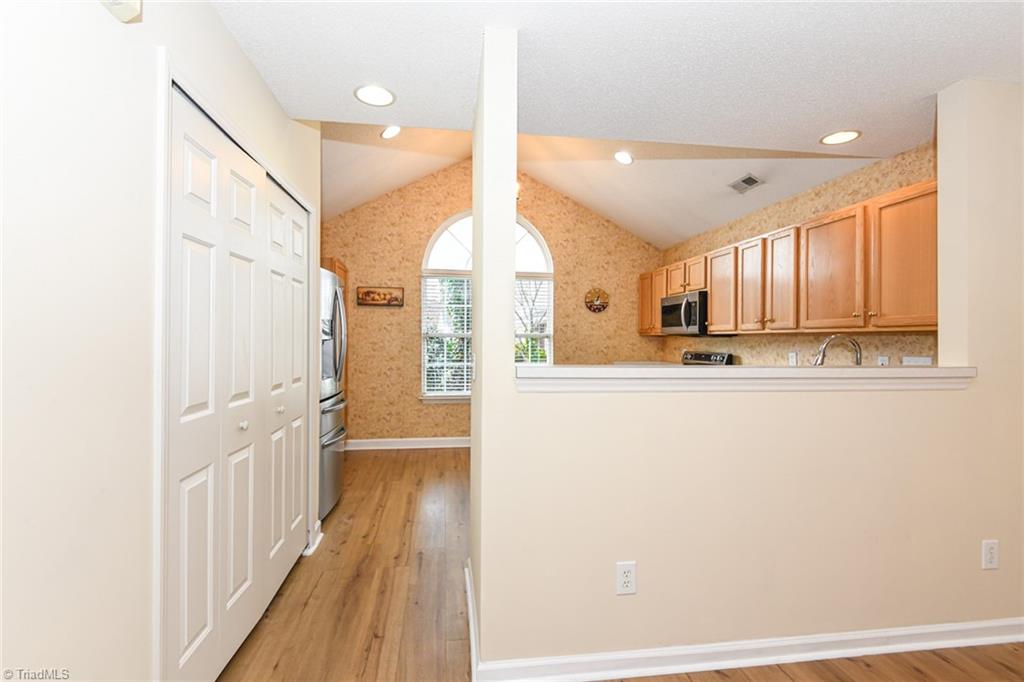 5016 Bartholomews Lane