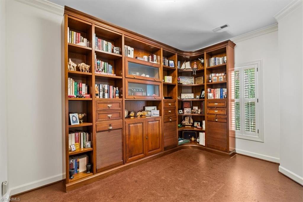 10 Indigo Lake Terrace # P