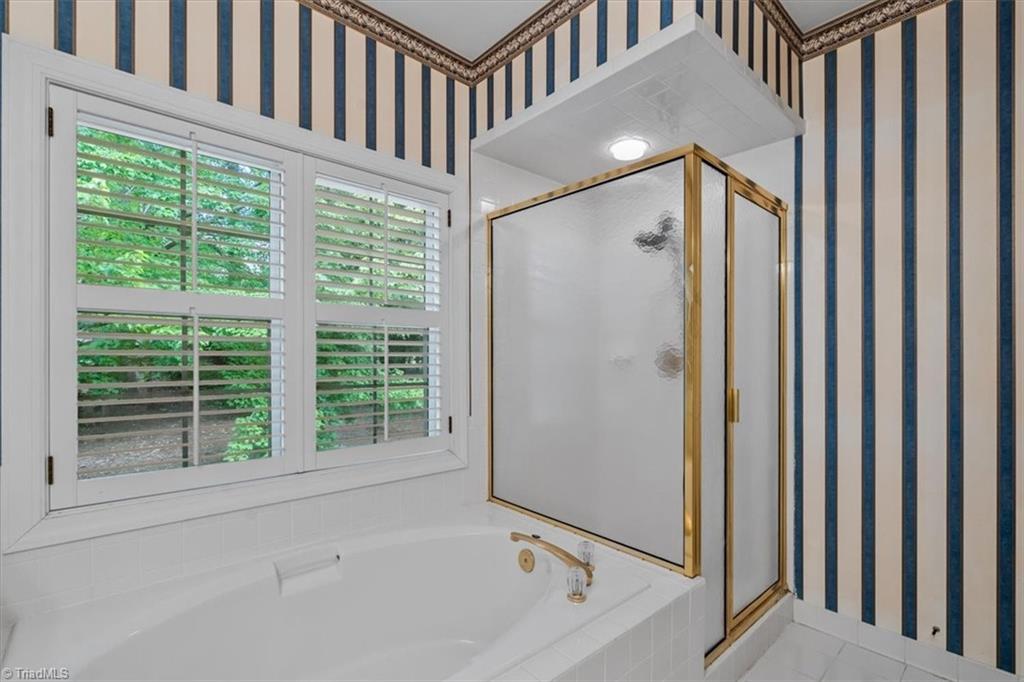 10 Indigo Lake Terrace # P