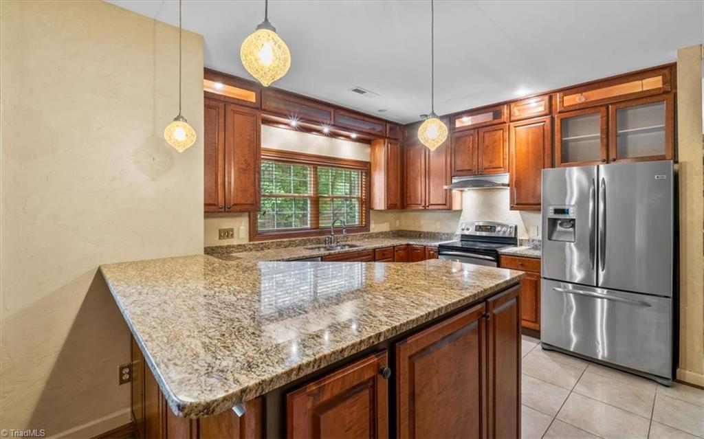 10 Indigo Lake Terrace # P