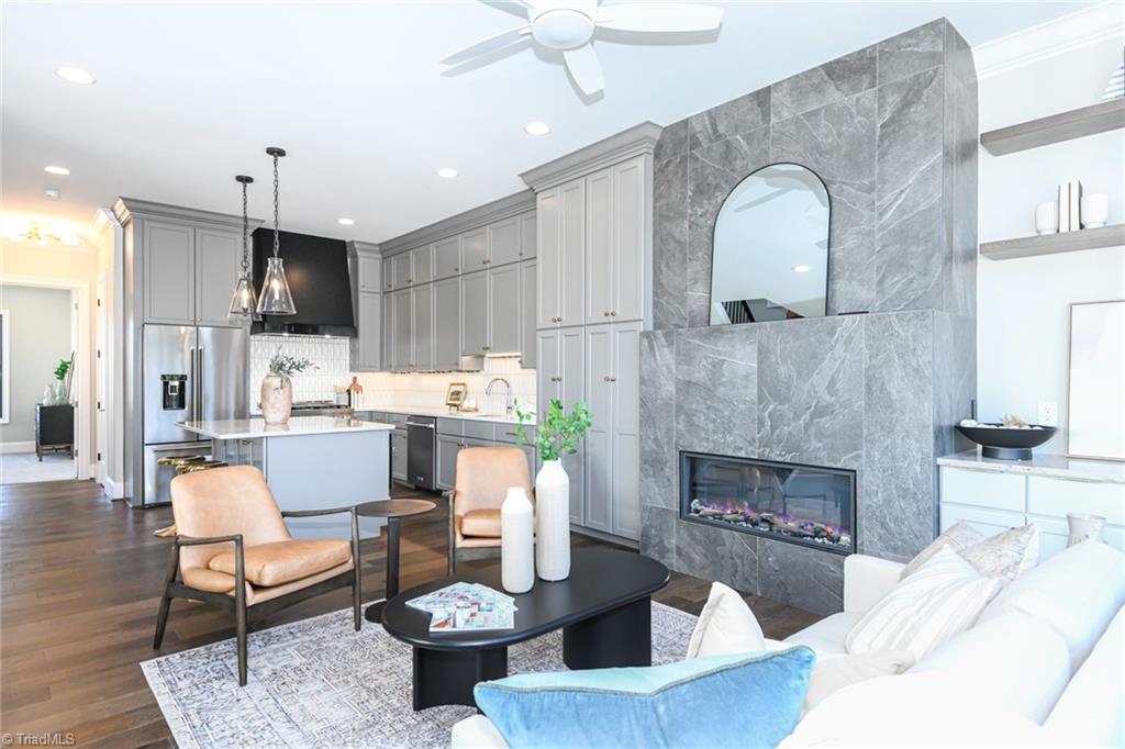 2917 Hayden Park Lane