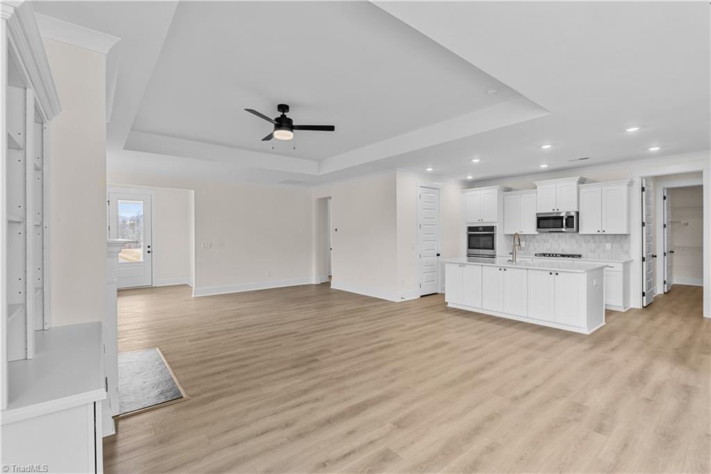 5600 Penguin Drive