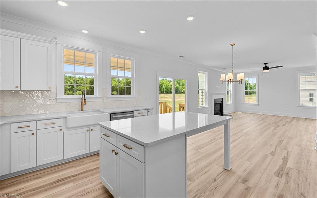 8601 Lemur Lane