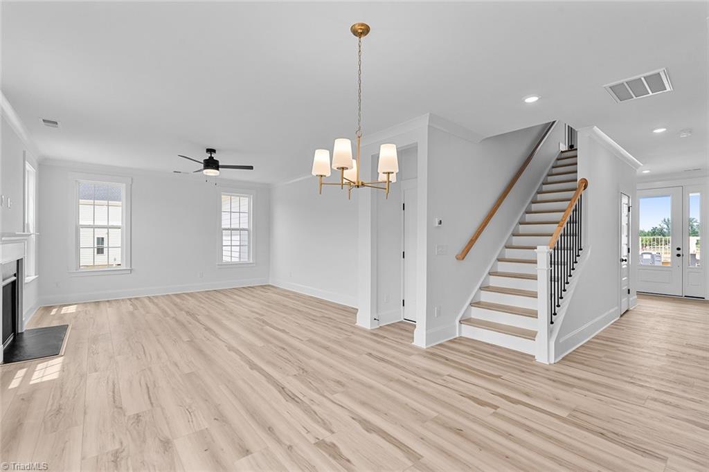 8601 Lemur Lane