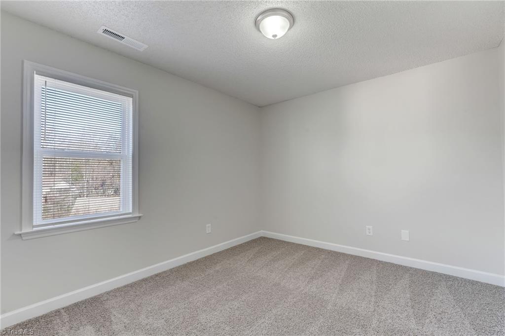 265 Braeburn Drive, Winston-Salem