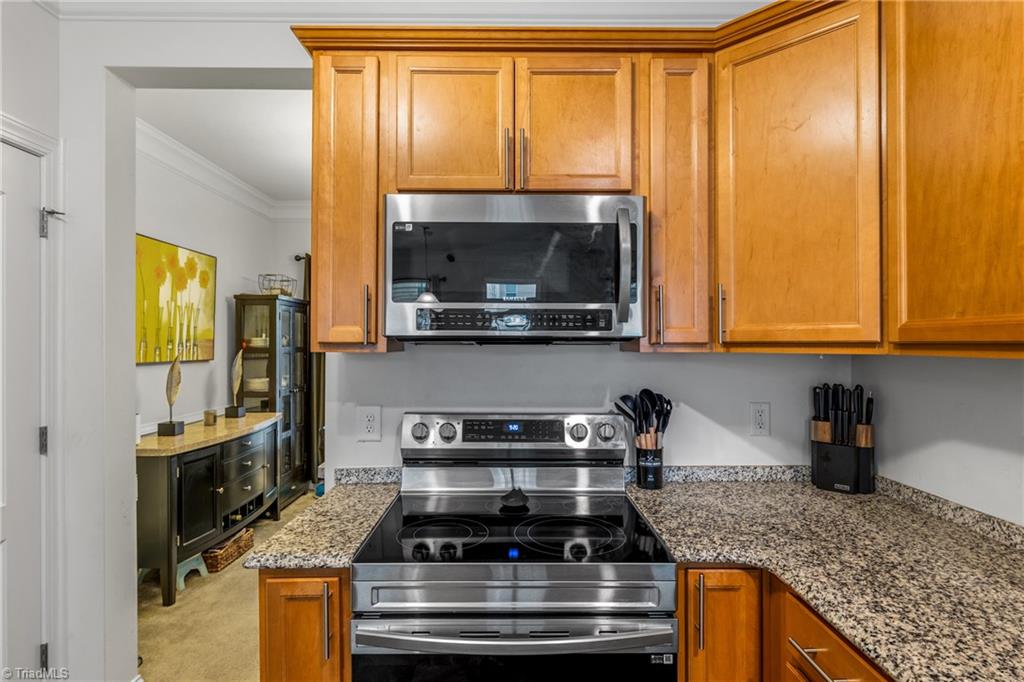 2211 Talon Drive, McLeansville