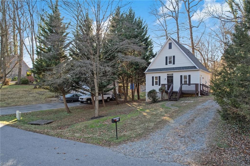 4324 Walnut Hollow Drive, Winston-Salem