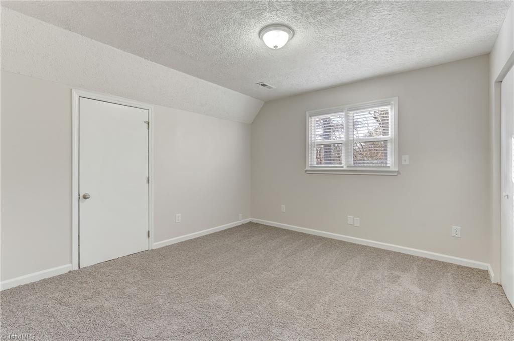 4324 Walnut Hollow Drive, Winston-Salem