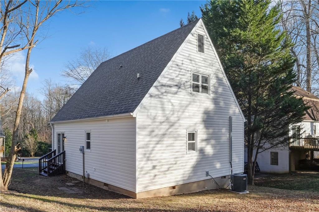 4324 Walnut Hollow Drive, Winston-Salem