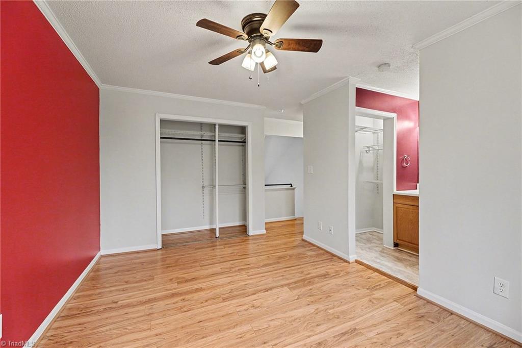 574 Brookside Court